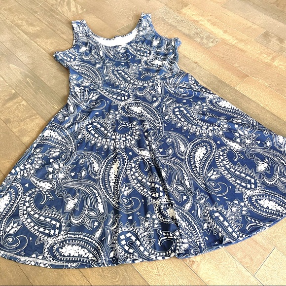 SALE! Paisley Blue and White Dress! - Picture 2 of 5